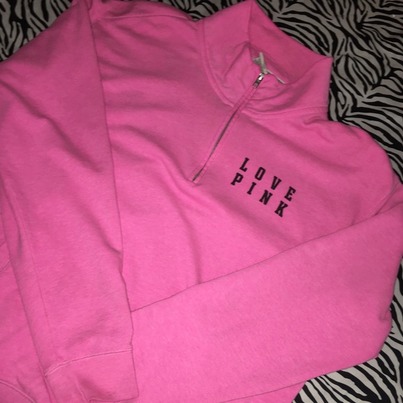 PINK Victoria's Secret Sweaters - 💕Women’s Pink Sweatshirt💕